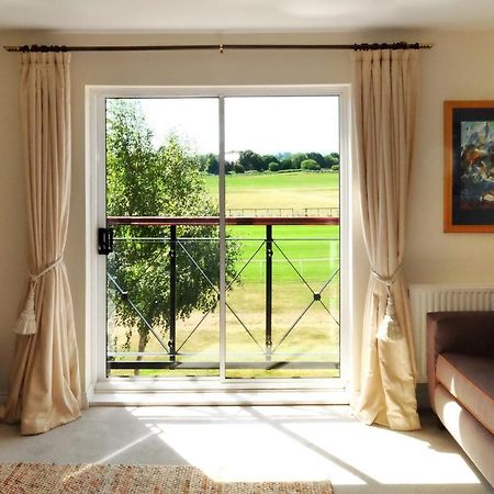 47 Wetherby Way, 3 Bedrooms, Sleeps 6, Easy Walk To Town, Parking, Self Catering, Great View Stratford-upon-Avon Exteriér fotografie