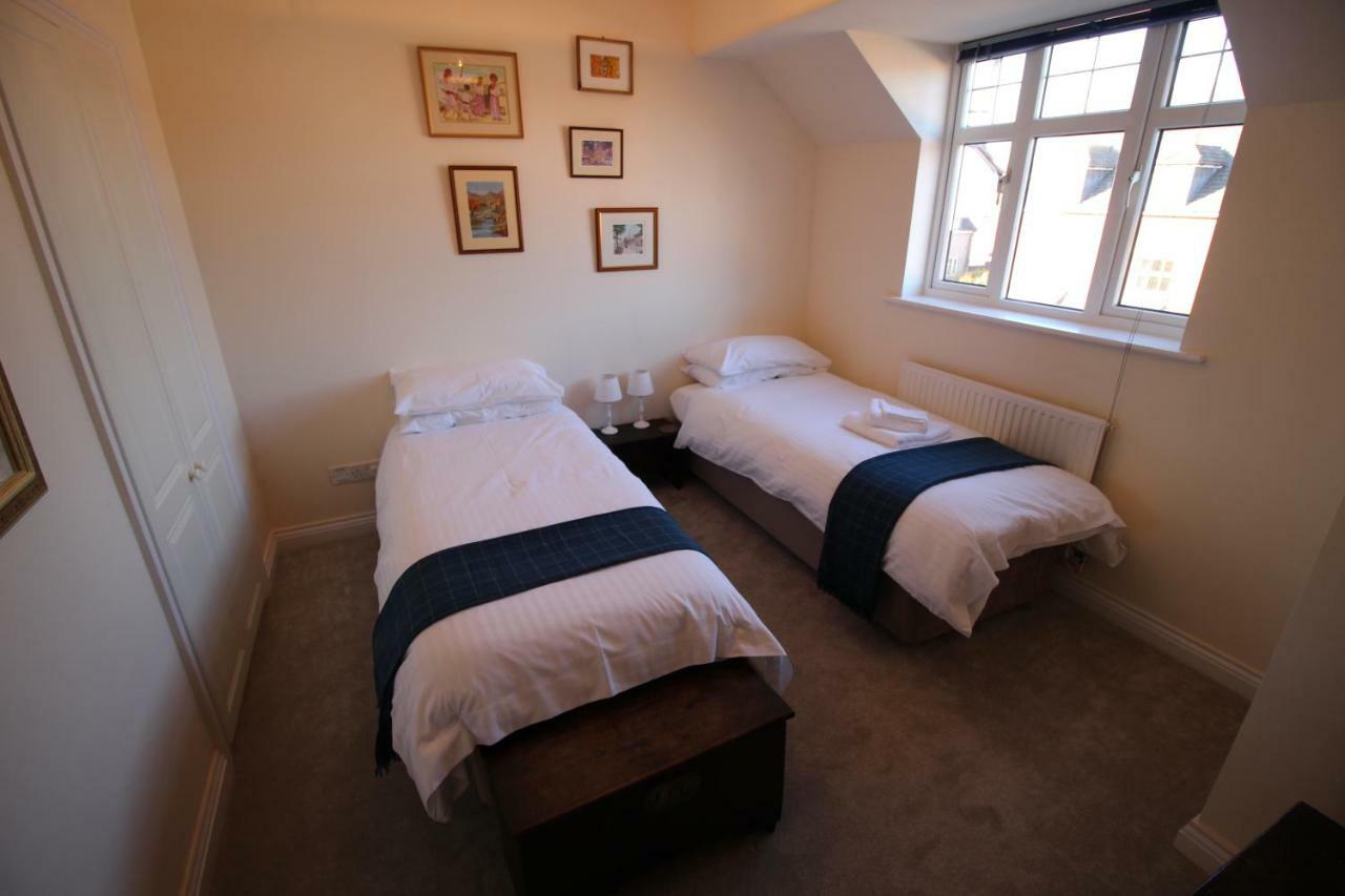 47 Wetherby Way, 3 Bedrooms, Sleeps 6, Easy Walk To Town, Parking, Self Catering, Great View Stratford-upon-Avon Exteriér fotografie